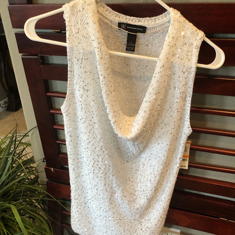 NWT INC knit top